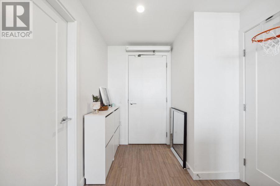 1503 2351 Beta Avenue, Burnaby, British Columbia  V5C 0M2 - Photo 3 - R2800438