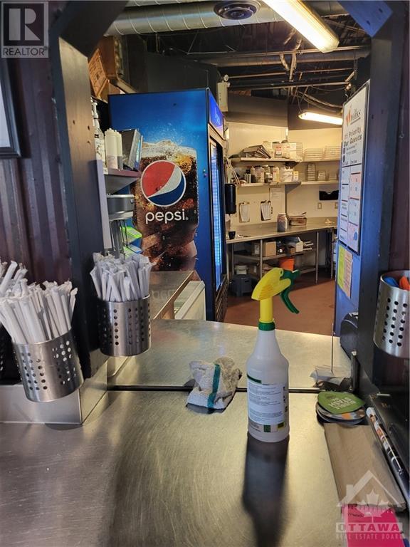 2525 Bank Street, Ottawa, Ontario  K1V 8A9 - Photo 8 - 1362486