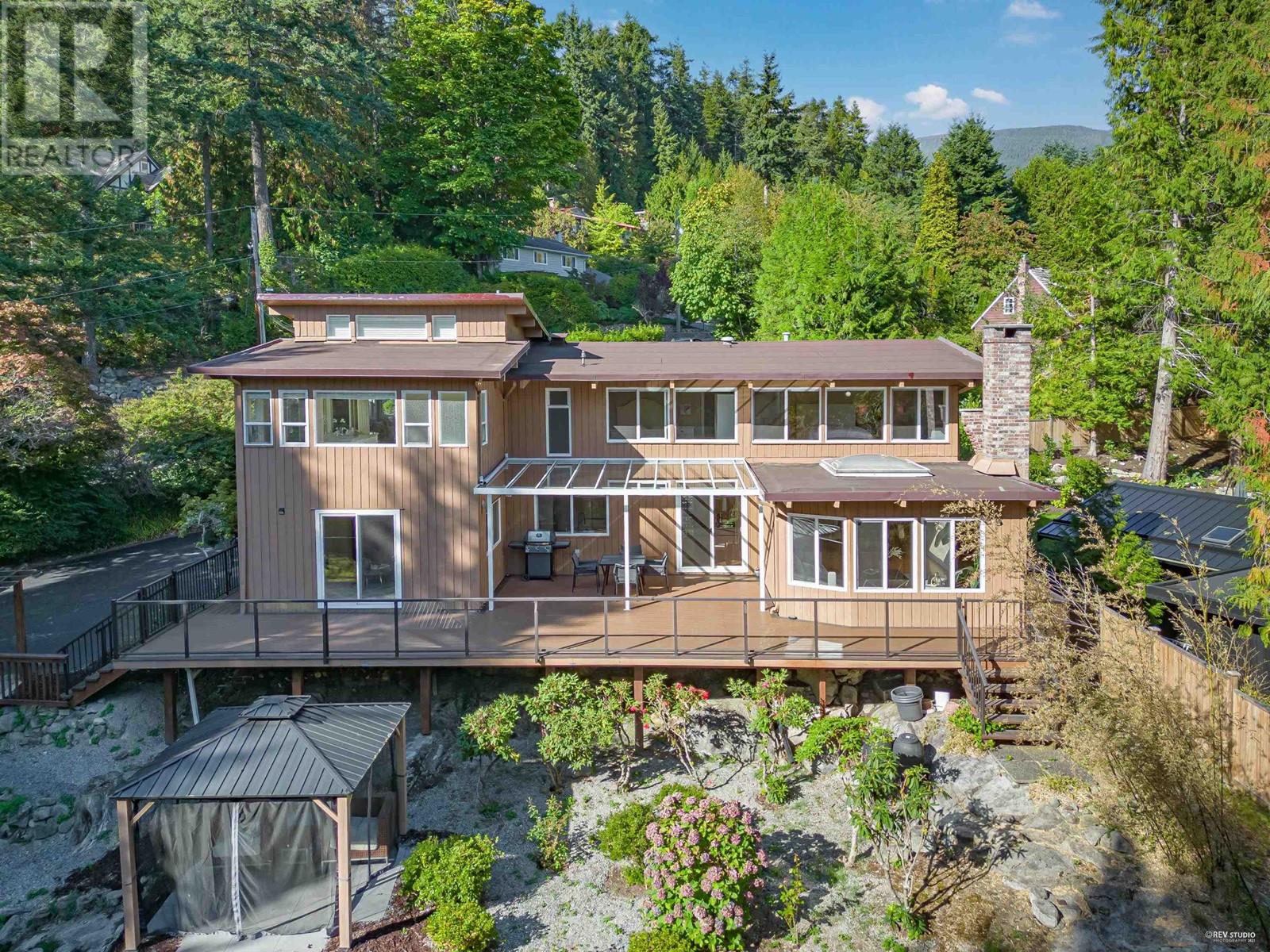 4650 Rutland Road, West Vancouver, British Columbia  V7W 1G7 - Photo 2 - R2818962