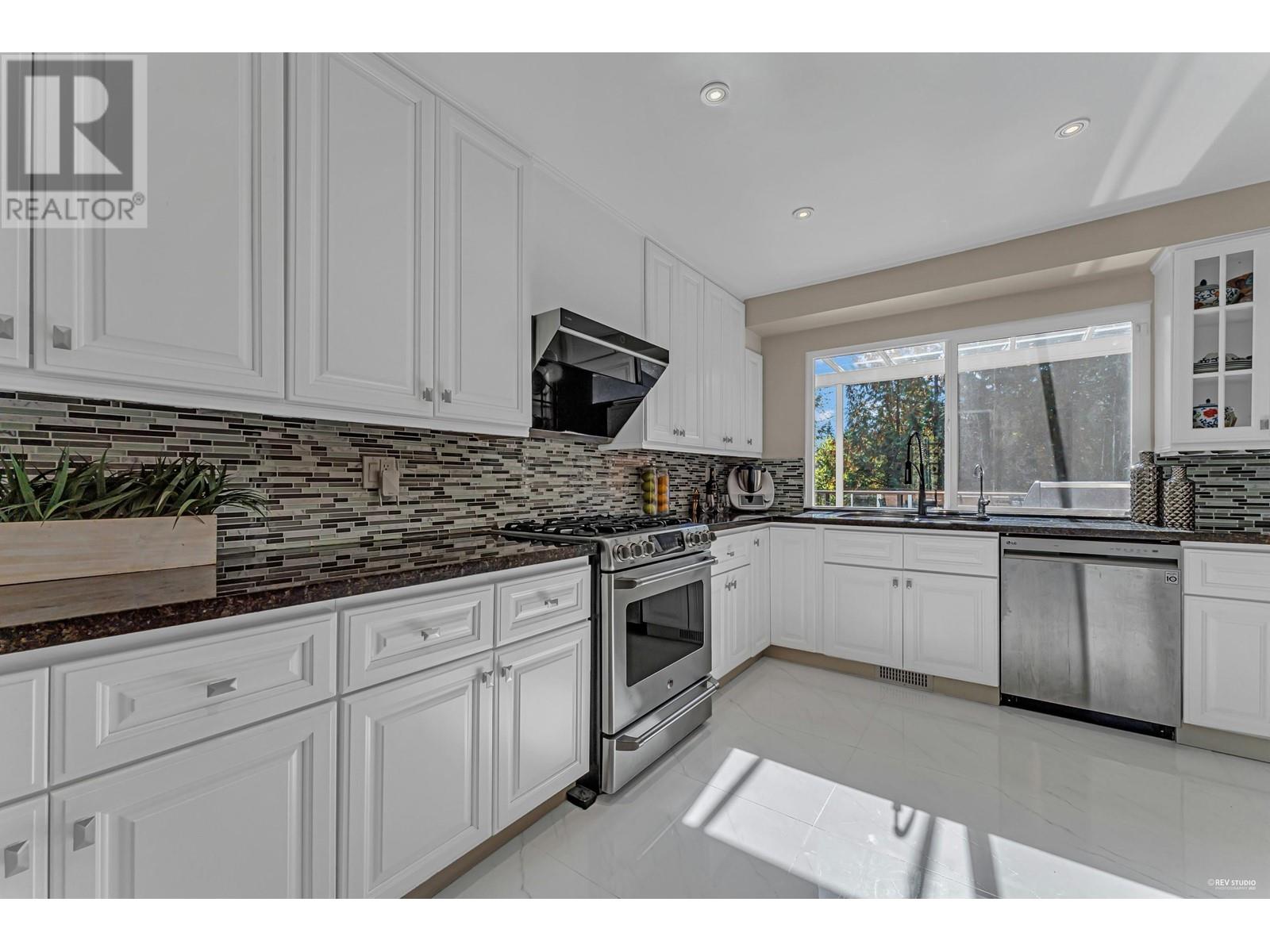 4650 Rutland Road, West Vancouver, British Columbia  V7W 1G7 - Photo 14 - R2818962