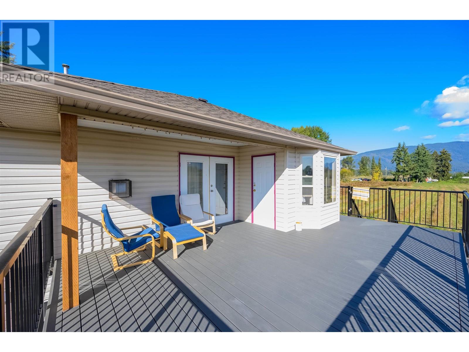 14020 Reichenbach Road, Pitt Meadows, British Columbia  V3Y 1Z1 - Photo 26 - R2818723