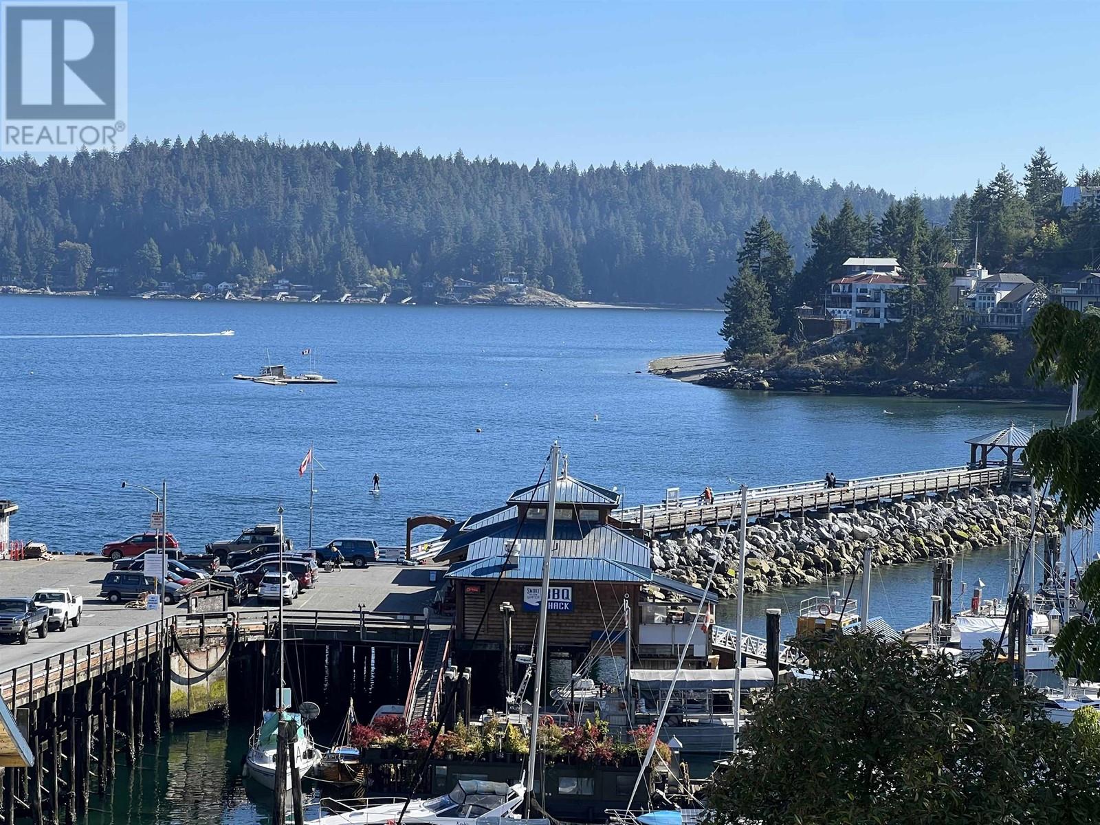 101 263 Gower Point Road, Gibsons, British Columbia  V0N 1V0 - Photo 2 - R2820822