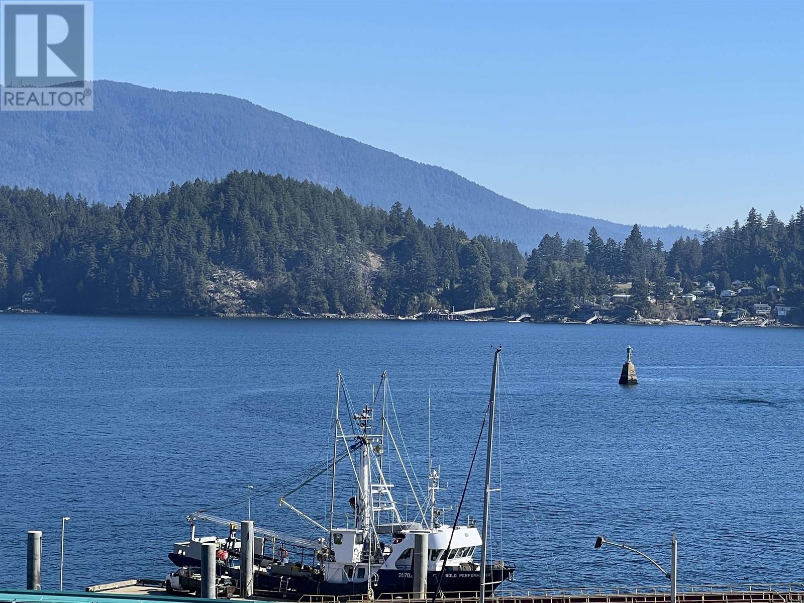 101 263 Gower Point Road, Gibsons, British Columbia  V0N 1V0 - Photo 3 - R2820822