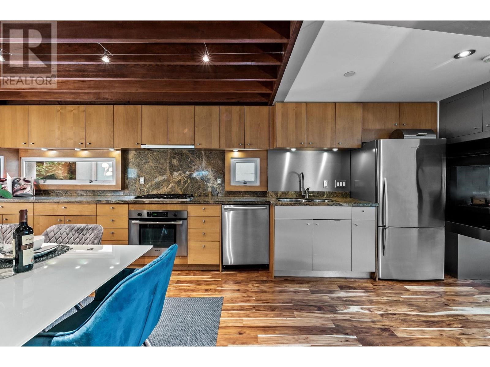 1326 E 6th Avenue, Vancouver, British Columbia  V5N 1P1 - Photo 8 - R2820844