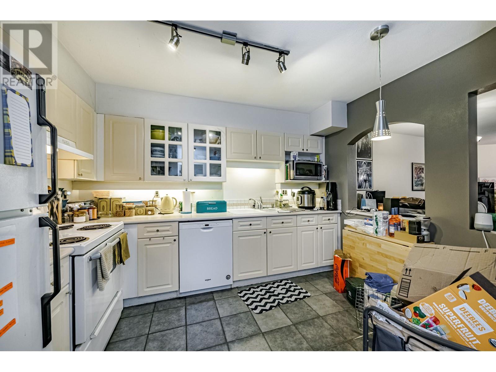 109 3738 Norfolk Street, Burnaby, British Columbia  V5G 4V4 - Photo 20 - R2818028