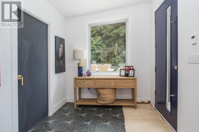 1715 Rosebery Avenue, West Vancouver, British Columbia  V7V 2Z5 - Photo 11 - R2809415
