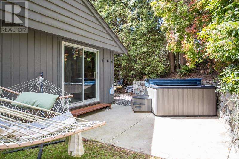 1715 Rosebery Avenue, West Vancouver, British Columbia  V7V 2Z5 - Photo 30 - R2809415