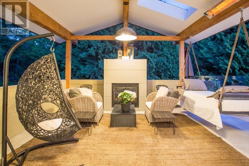 1715 Rosebery Avenue, West Vancouver, British Columbia  V7V 2Z5 - Photo 4 - R2809415