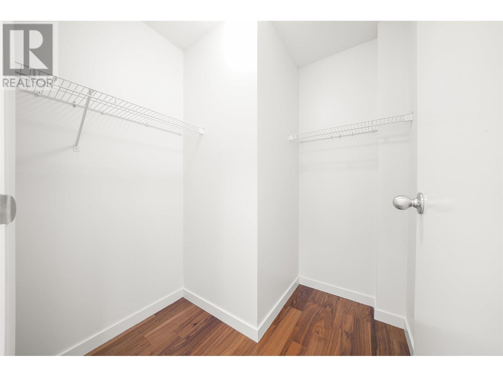 1907 193 Aquarius Mews, Vancouver, British Columbia  V6Z 2Z2 - Photo 18 - R2820860