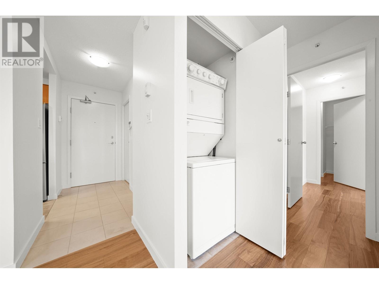 1907 193 Aquarius Mews, Vancouver, British Columbia  V6Z 2Z2 - Photo 19 - R2820860