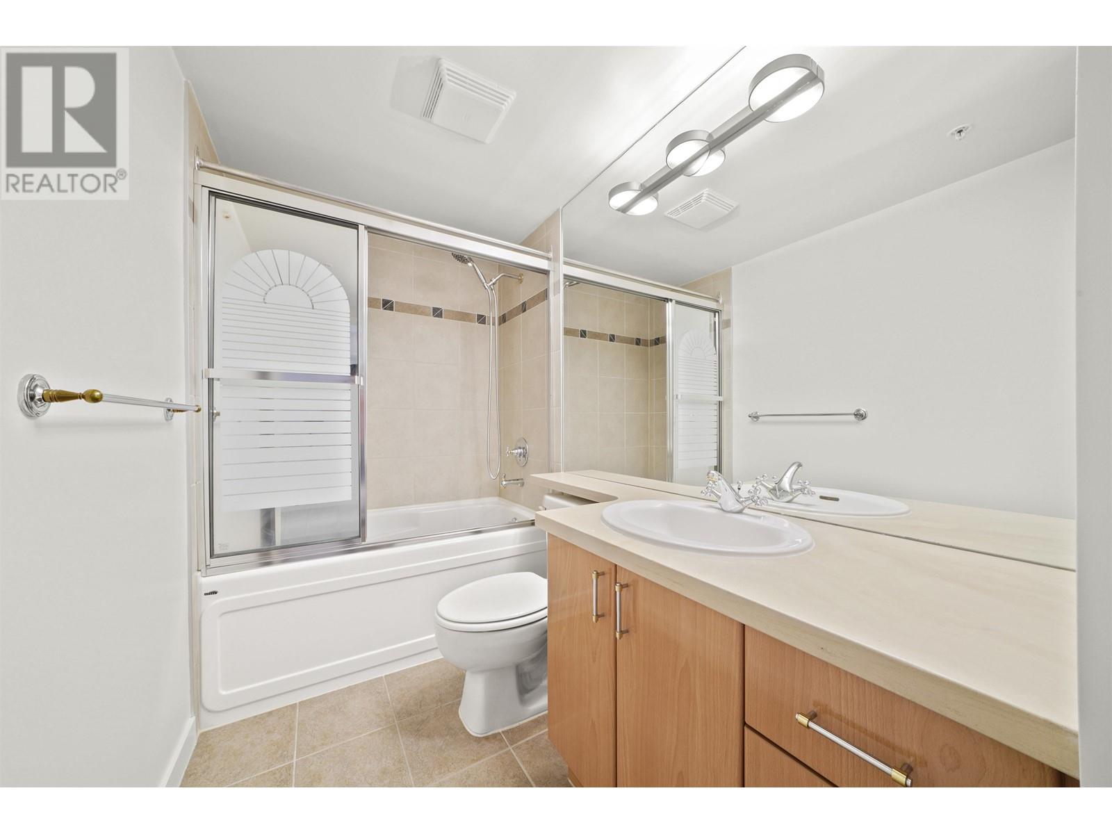 1907 193 Aquarius Mews, Vancouver, British Columbia  V6Z 2Z2 - Photo 6 - R2820860