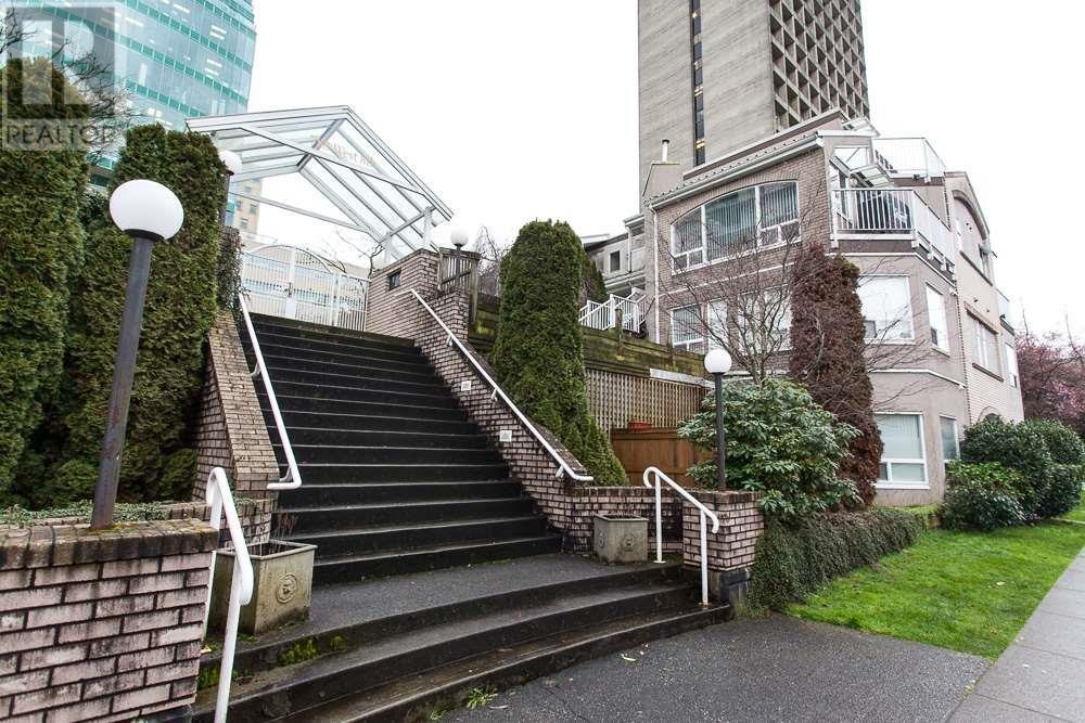 103 788 W 8th Avenue, Vancouver, British Columbia  V5Z 1E1 - Photo 3 - R2820877