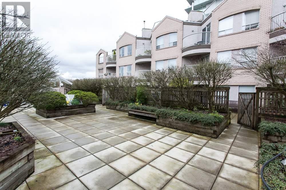 103 788 W 8th Avenue, Vancouver, British Columbia  V5Z 1E1 - Photo 4 - R2820877