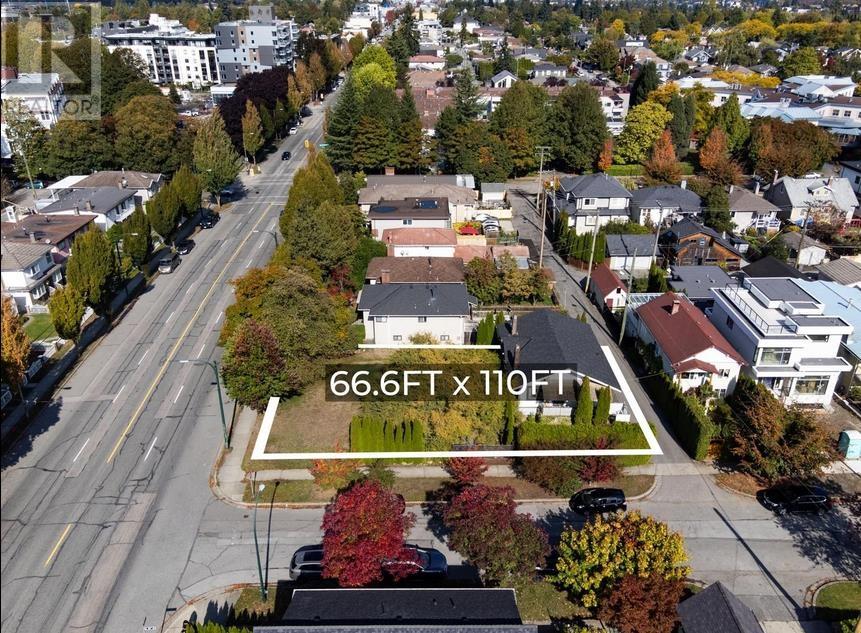 211 E 38 Avenue, Vancouver, British Columbia  V5W 1H3 - Photo 1 - R2820867