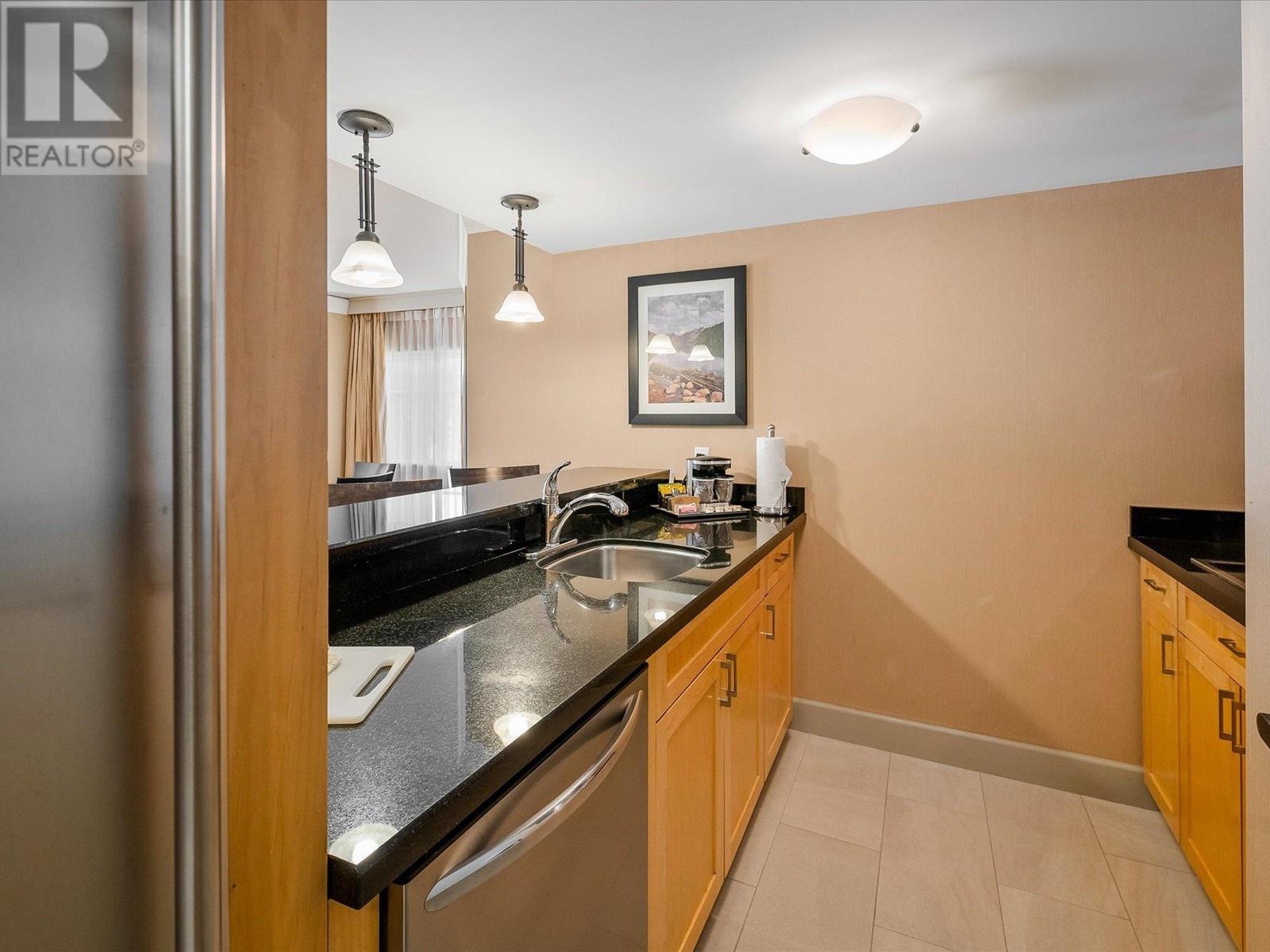 428/430 4050 Whistler Way, Whistler, British Columbia  V8E 1H9 - Photo 23 - R2820869