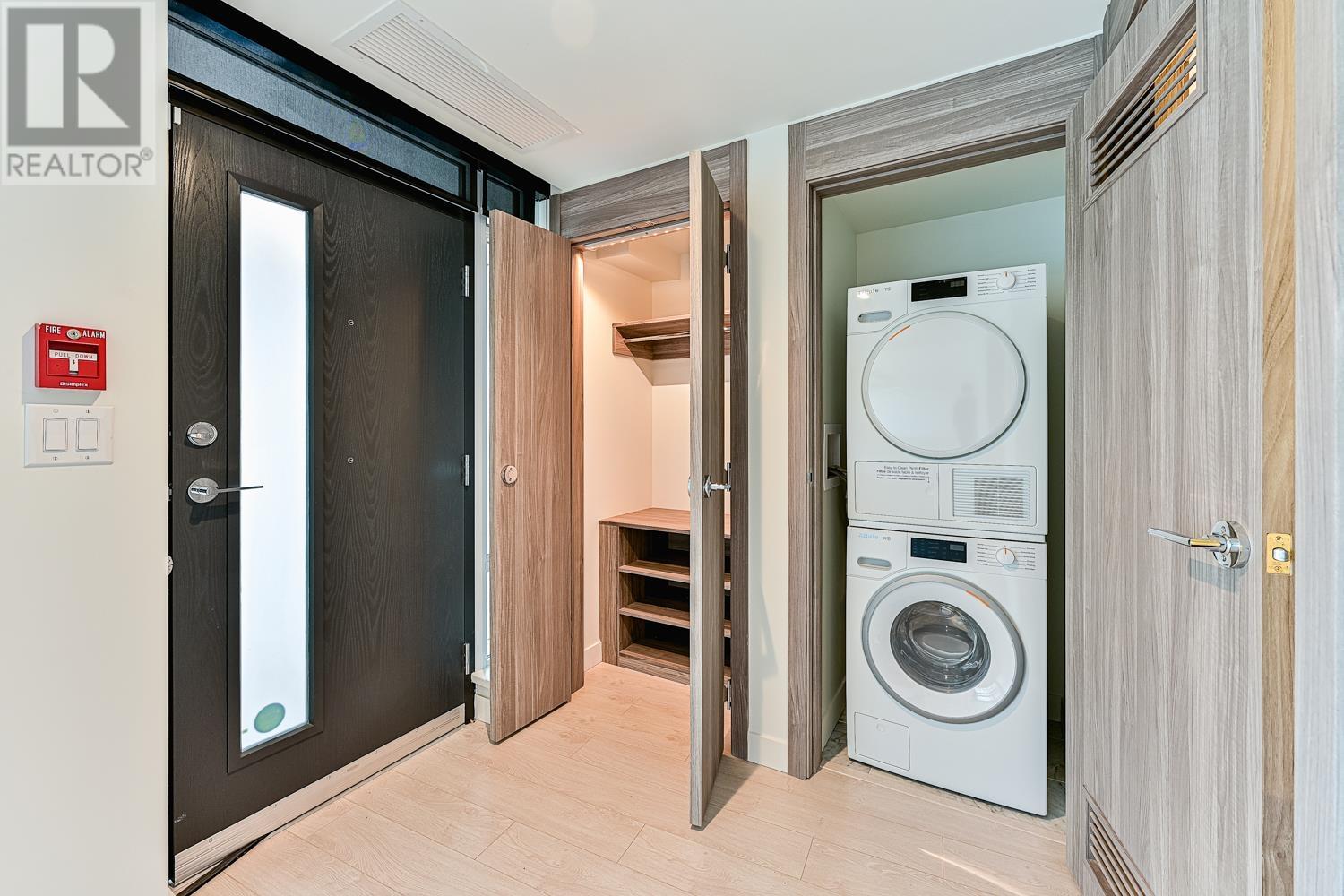 1738 Cook Street, Vancouver, British Columbia  V5Y 3V5 - Photo 18 - R2820879