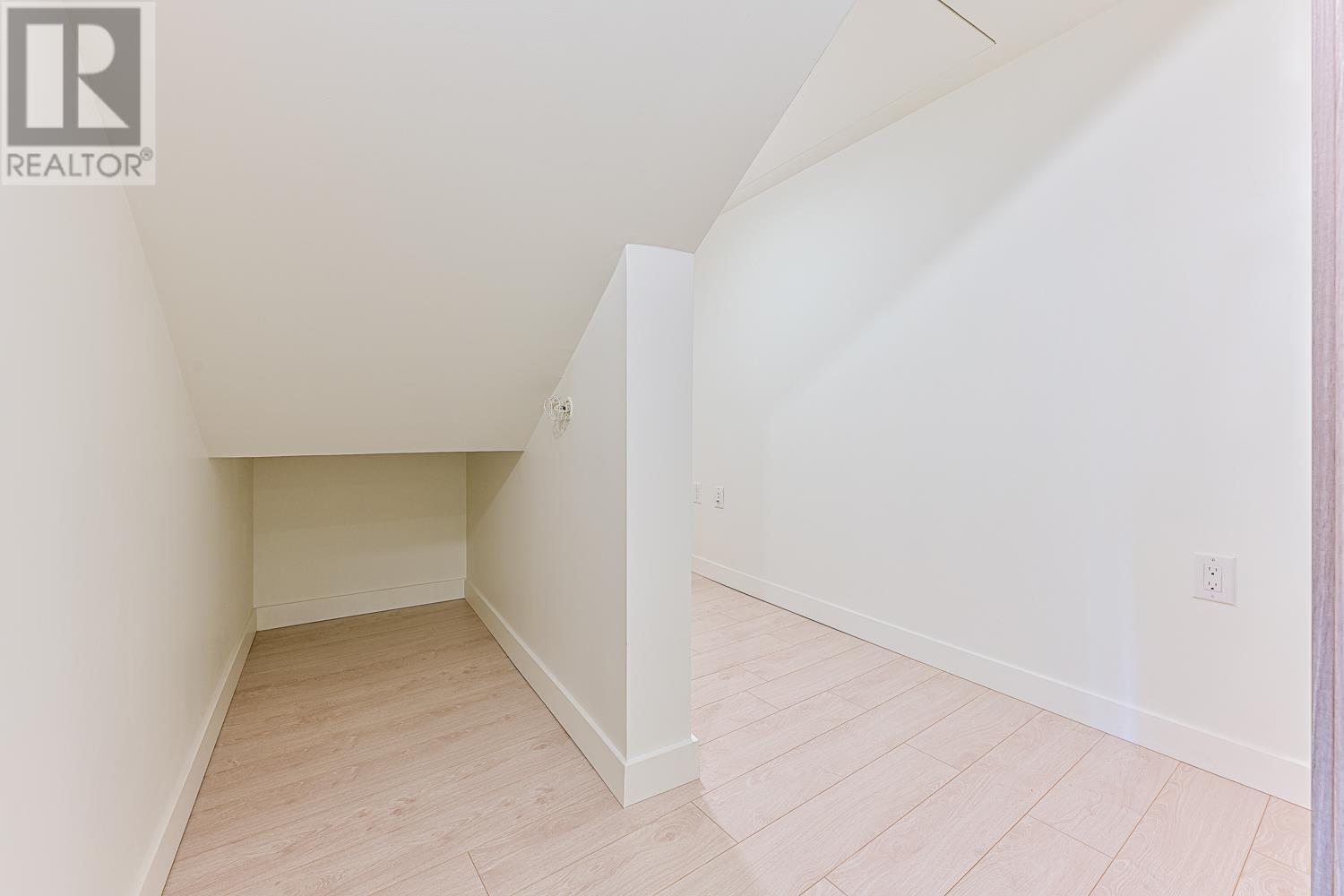 1738 Cook Street, Vancouver, British Columbia  V5Y 3V5 - Photo 20 - R2820879