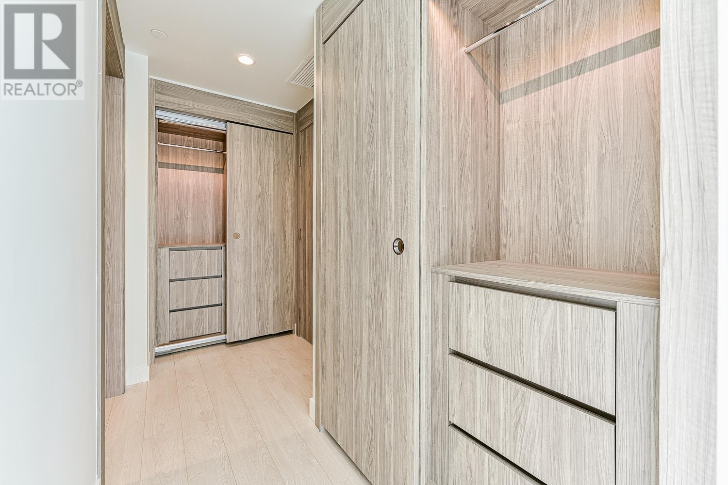 1738 Cook Street, Vancouver, British Columbia  V5Y 3V5 - Photo 27 - R2820879