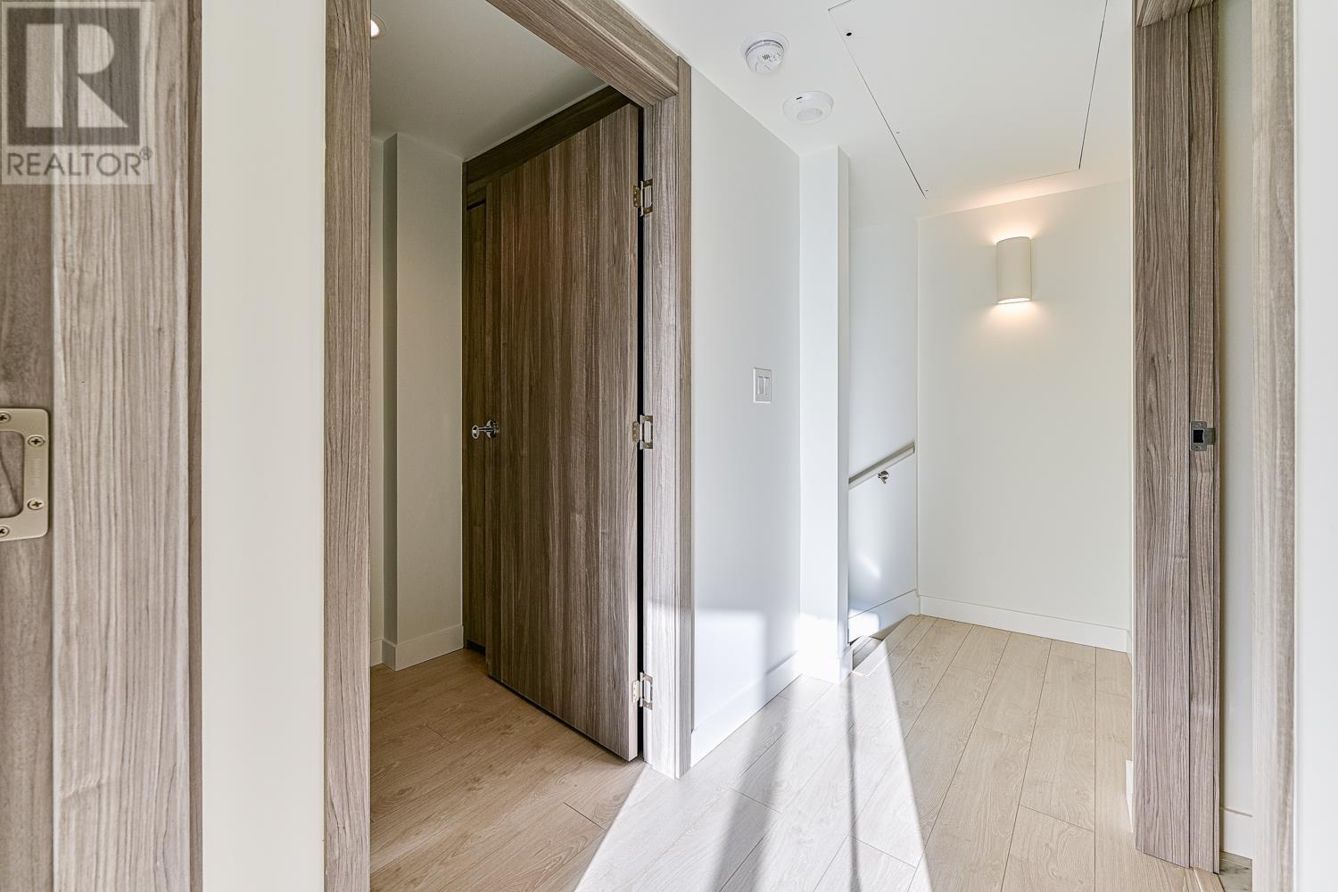 1738 Cook Street, Vancouver, British Columbia  V5Y 3V5 - Photo 38 - R2820879