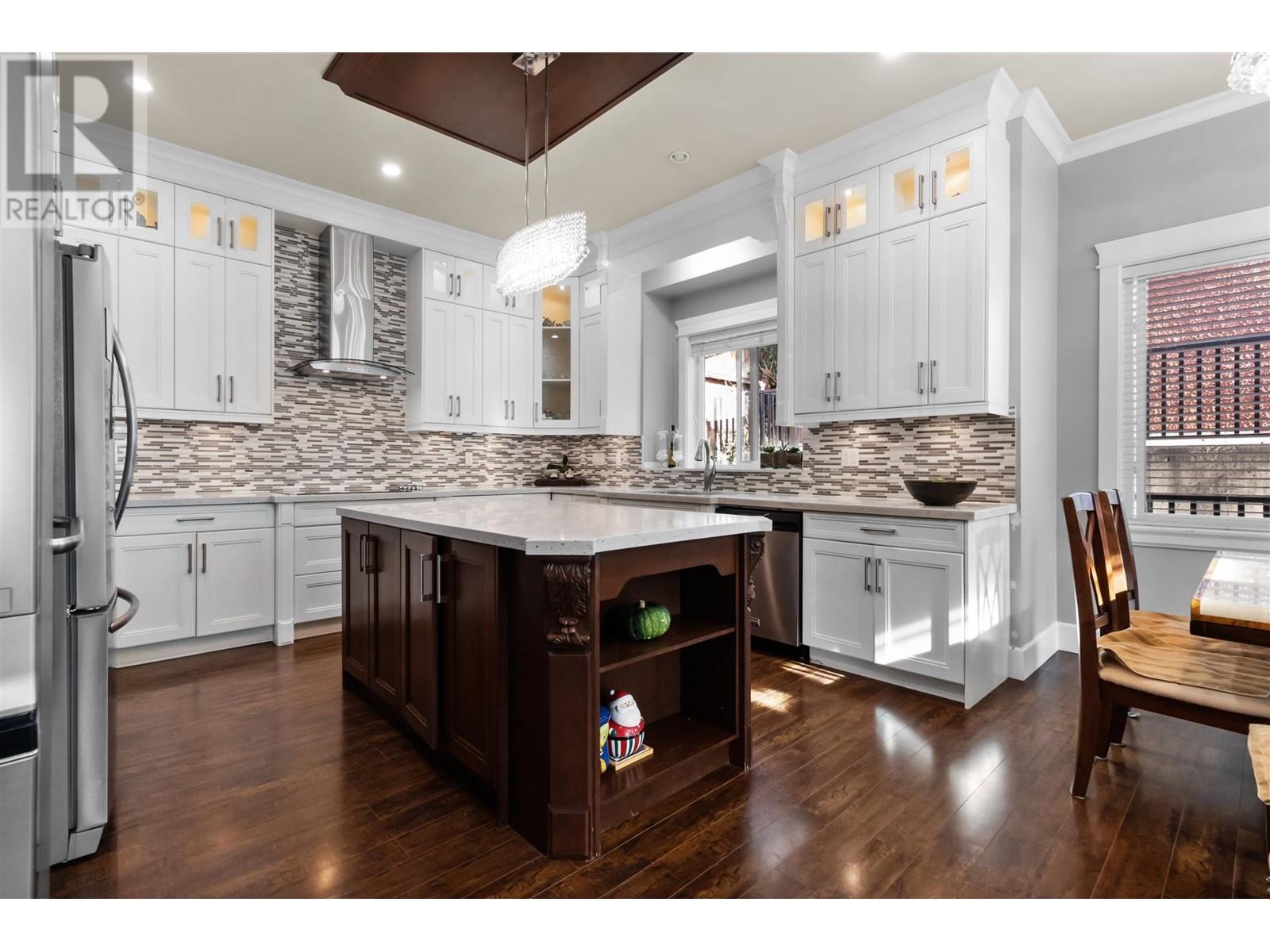 8222 19th Avenue, Burnaby, British Columbia  V3N 1G6 - Photo 10 - R2816980