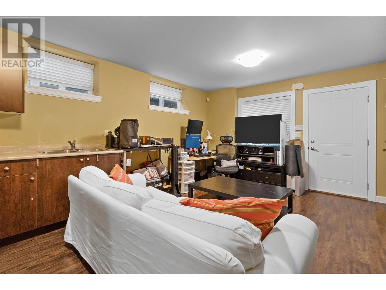 8222 19th Avenue, Burnaby, British Columbia  V3N 1G6 - Photo 26 - R2816980