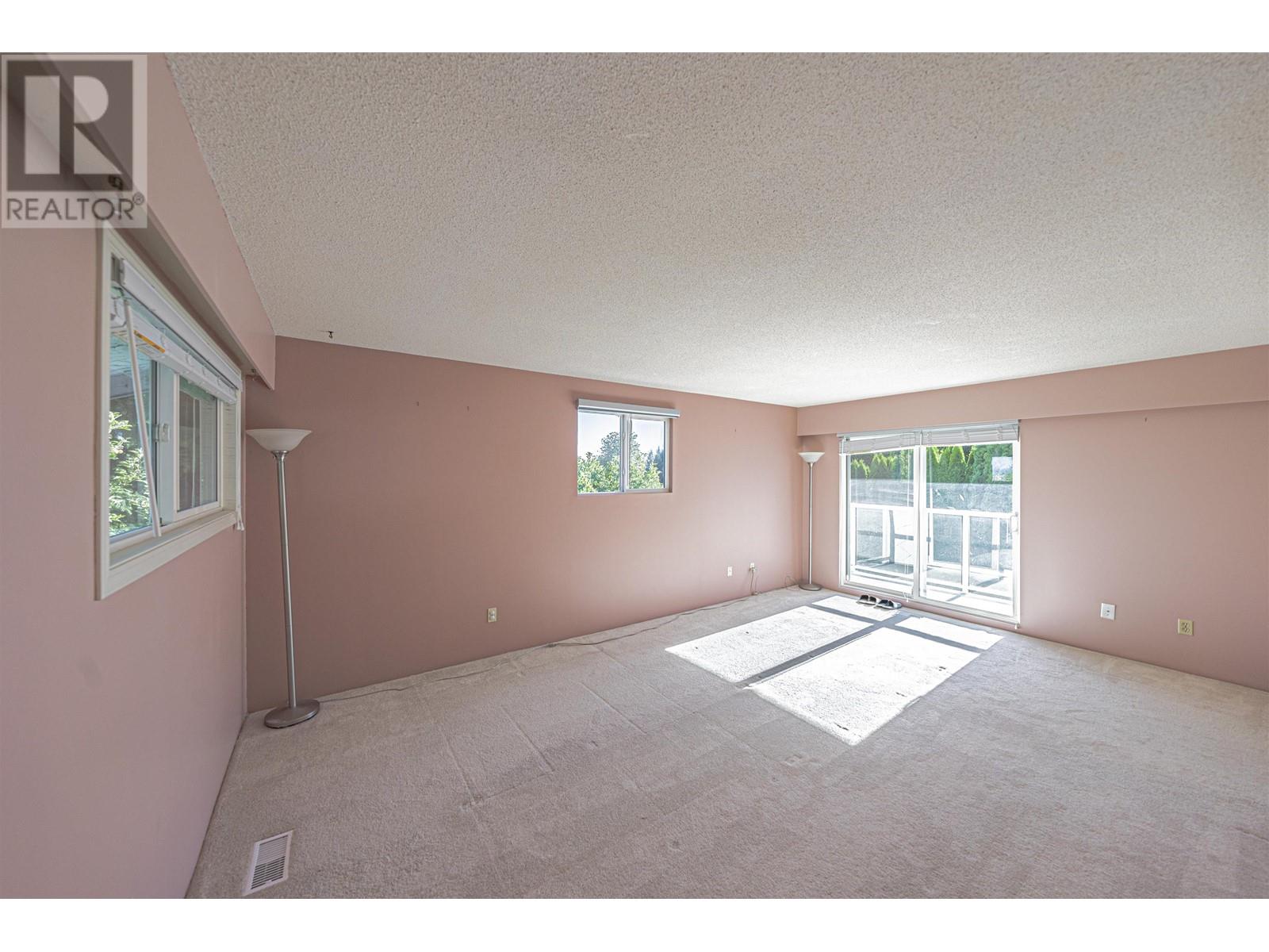 313 Hickey Drive, Coquitlam, British Columbia  V3K 5T3 - Photo 23 - R2819634