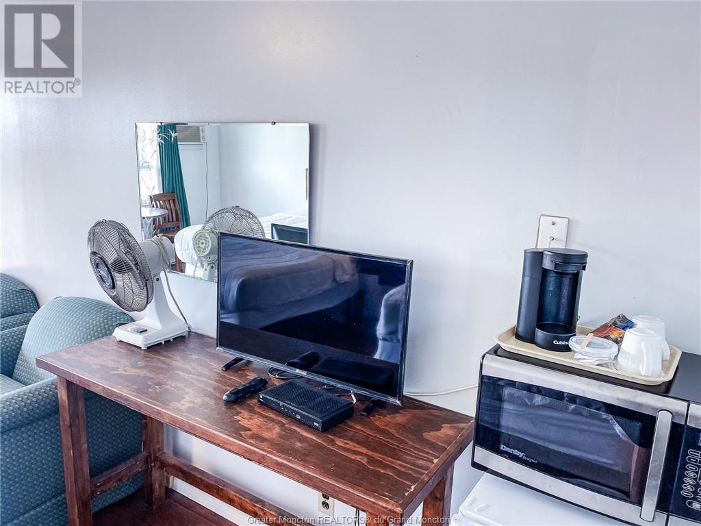 4 Robson, Sackville, New Brunswick  E4L 4H8 - Photo 17 - M147112