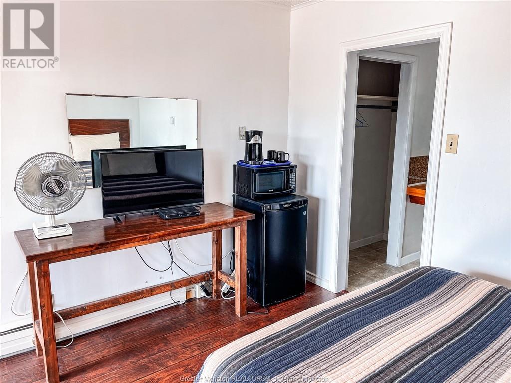 4 Robson, Sackville, New Brunswick  E4L 4H8 - Photo 33 - M147112