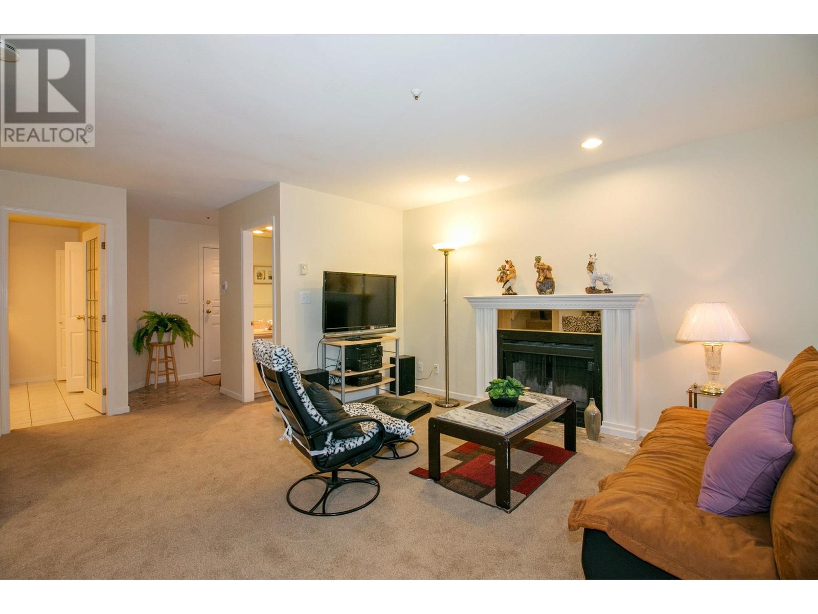 8439 Shaughnessy Street, Vancouver, British Columbia  V6P 3Y1 - Photo 2 - R2817525