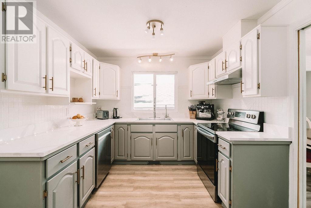 12157 Cherrywood Drive, Maple Ridge, British Columbia  V2X 0B7 - Photo 10 - R2807720