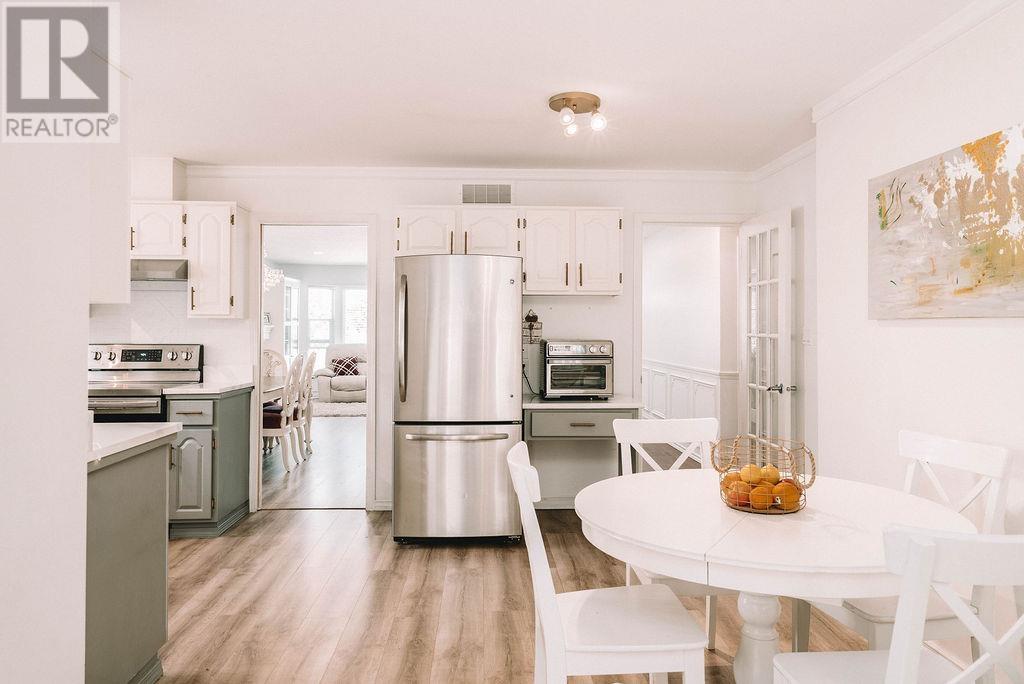 12157 Cherrywood Drive, Maple Ridge, British Columbia  V2X 0B7 - Photo 15 - R2807720