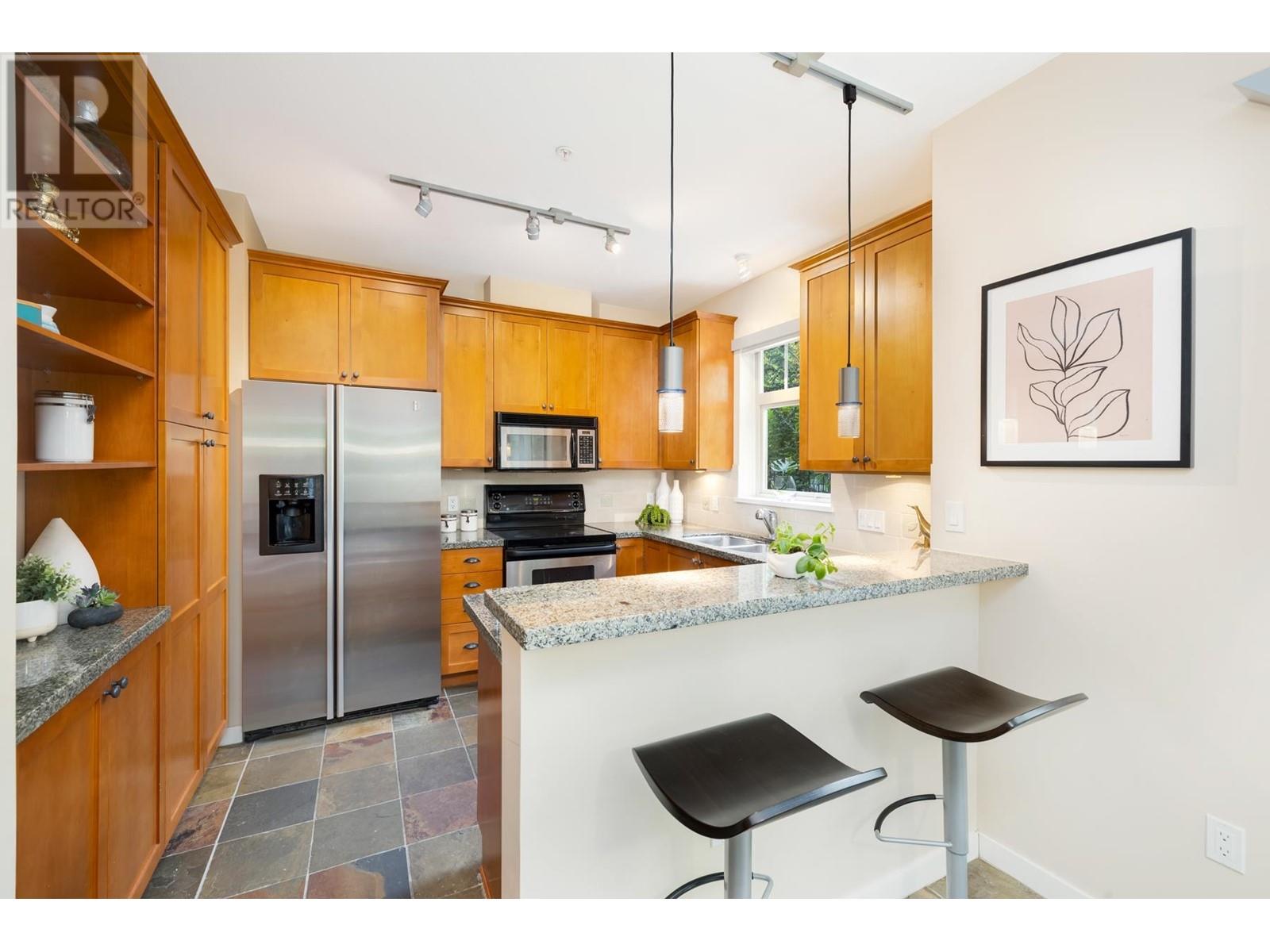 102 3125 Capilano Crescent, North Vancouver, British Columbia  V7R 4X5 - Photo 17 - R2817189
