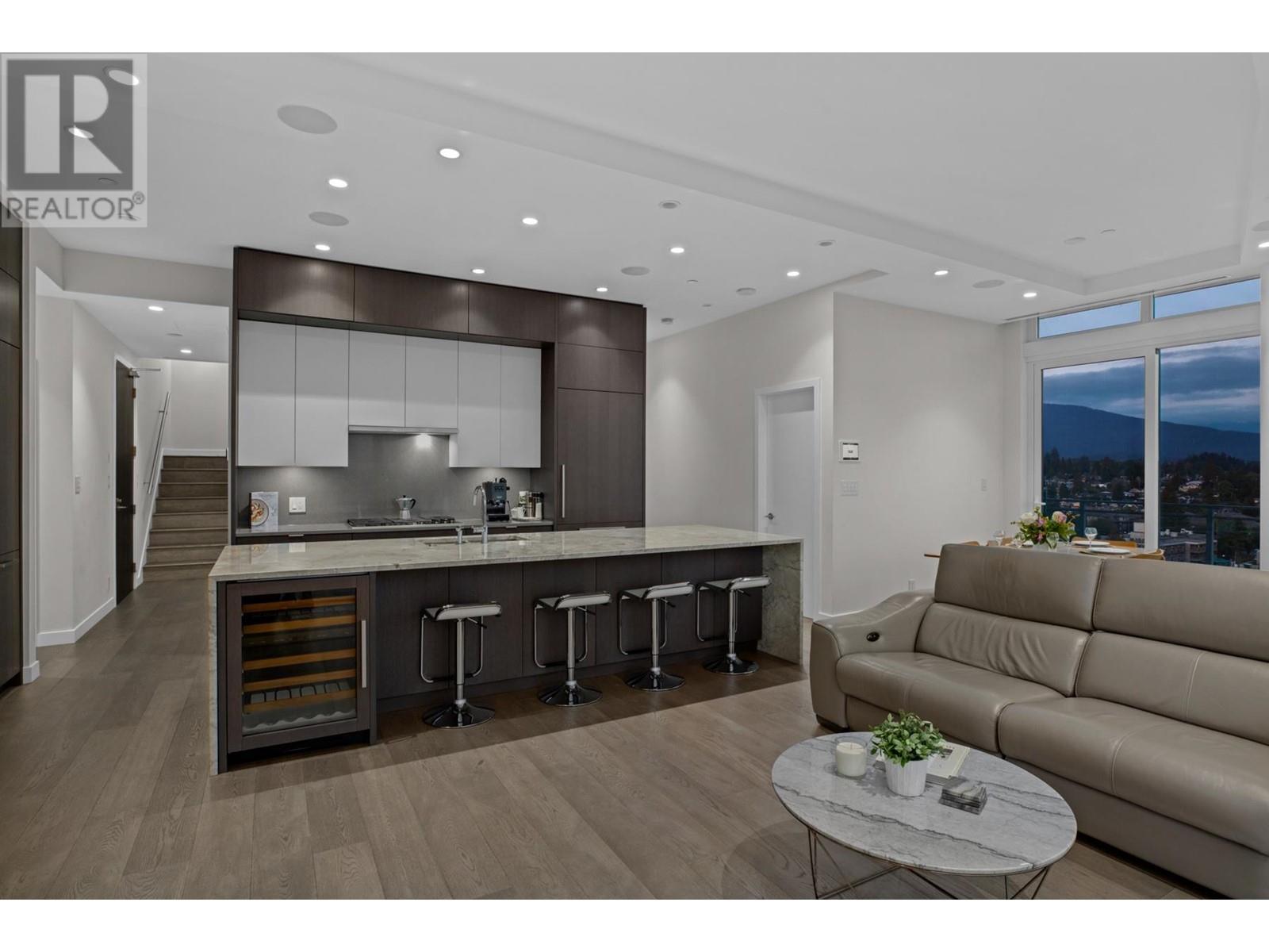 1702 112 E 13th Street, North Vancouver, British Columbia  V7L 0E4 - Photo 11 - R2820944