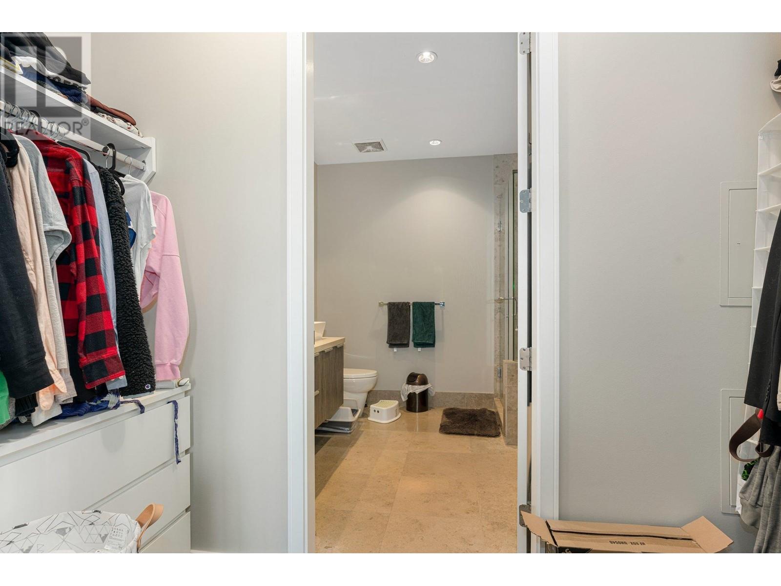304 12 Athletes Way, Vancouver, British Columbia  V5Y 0B5 - Photo 18 - R2820992