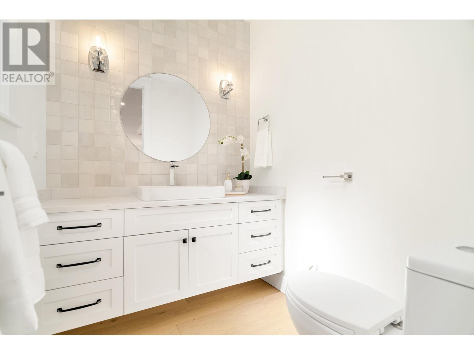 924 Viney Road, North Vancouver, British Columbia  V7K 1A7 - Photo 18 - R2820960