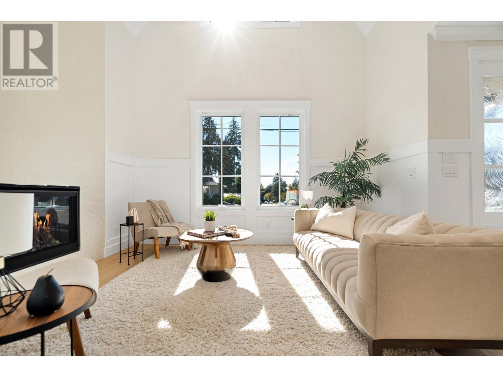 924 Viney Road, North Vancouver, British Columbia  V7K 1A7 - Photo 5 - R2820960