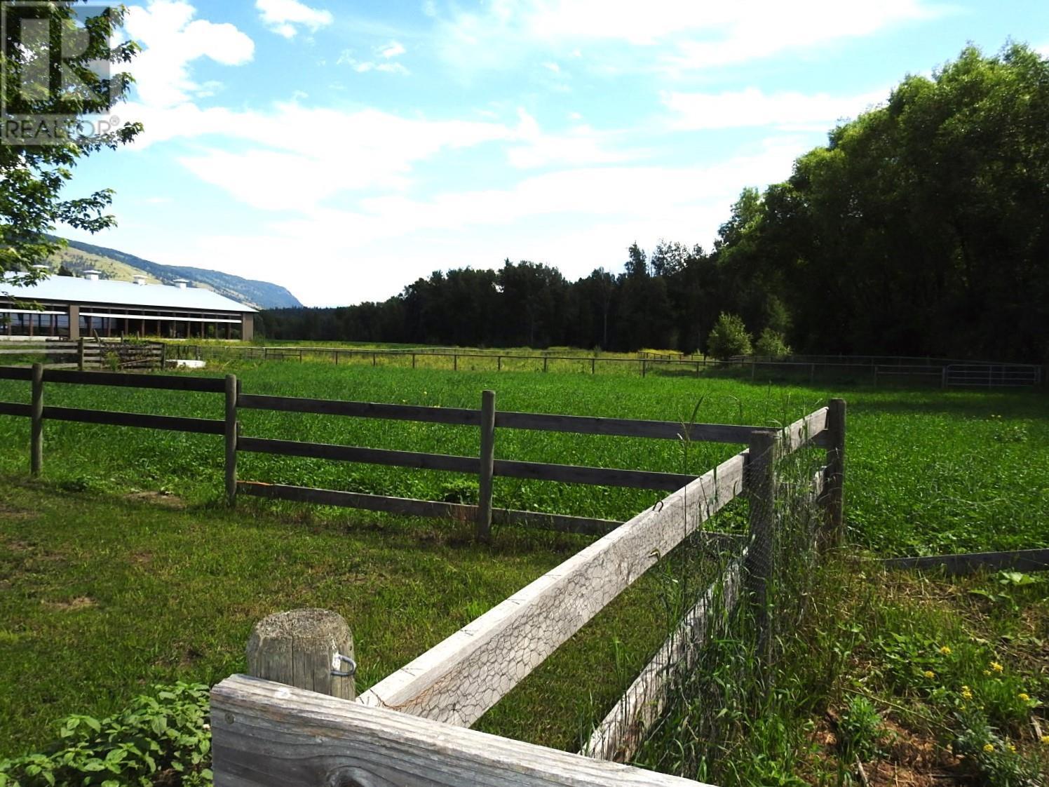 3807 Salmon River Road Falkland Photo 7