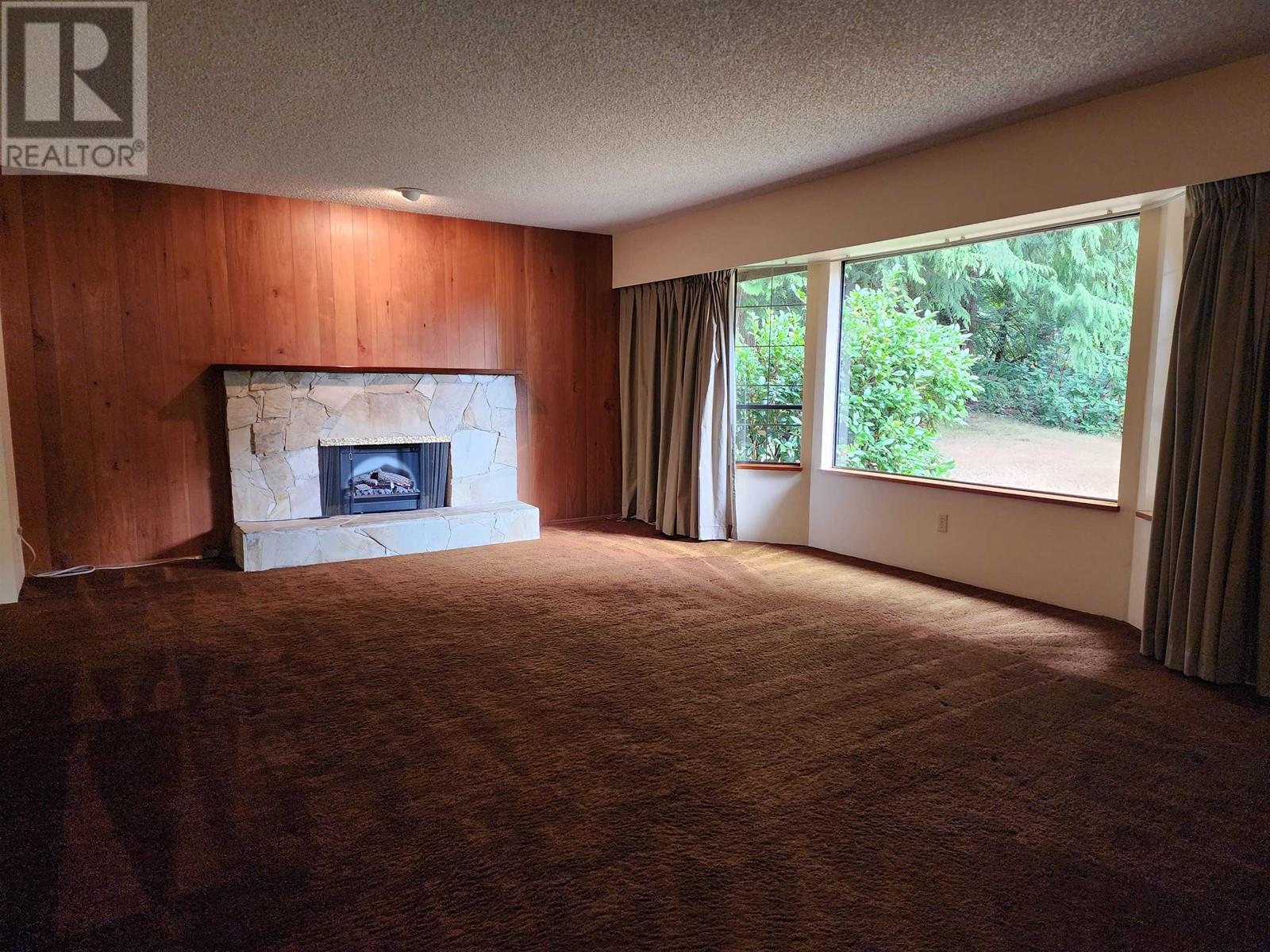 10075 Rolley Crescent, Maple Ridge, British Columbia  V2W 1J9 - Photo 3 - R2811058
