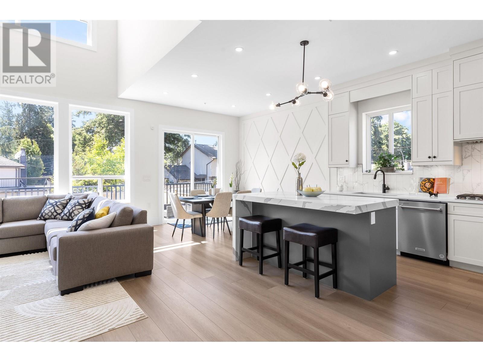 2478 Glenwood Avenue, Port Coquitlam, British Columbia  V3B 1Y8 - Photo 6 - R2820948