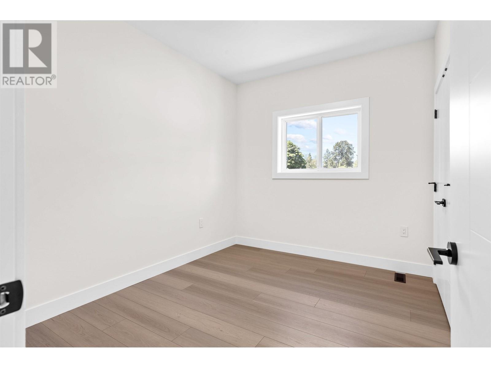 2478 Glenwood Avenue, Port Coquitlam, British Columbia  V3B 1Y8 - Photo 25 - R2820948