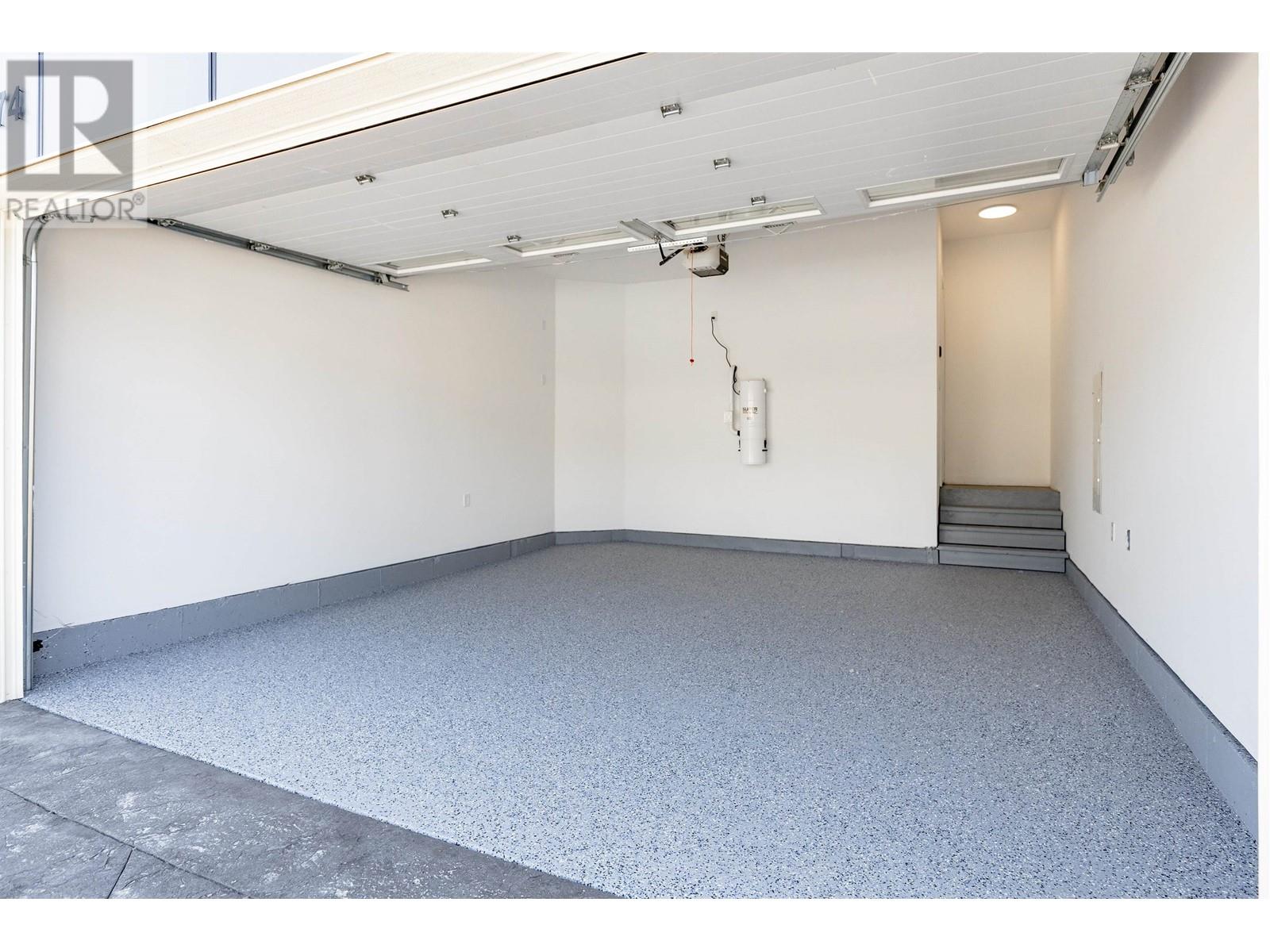 2478 Glenwood Avenue, Port Coquitlam, British Columbia  V3B 1Y8 - Photo 38 - R2820948