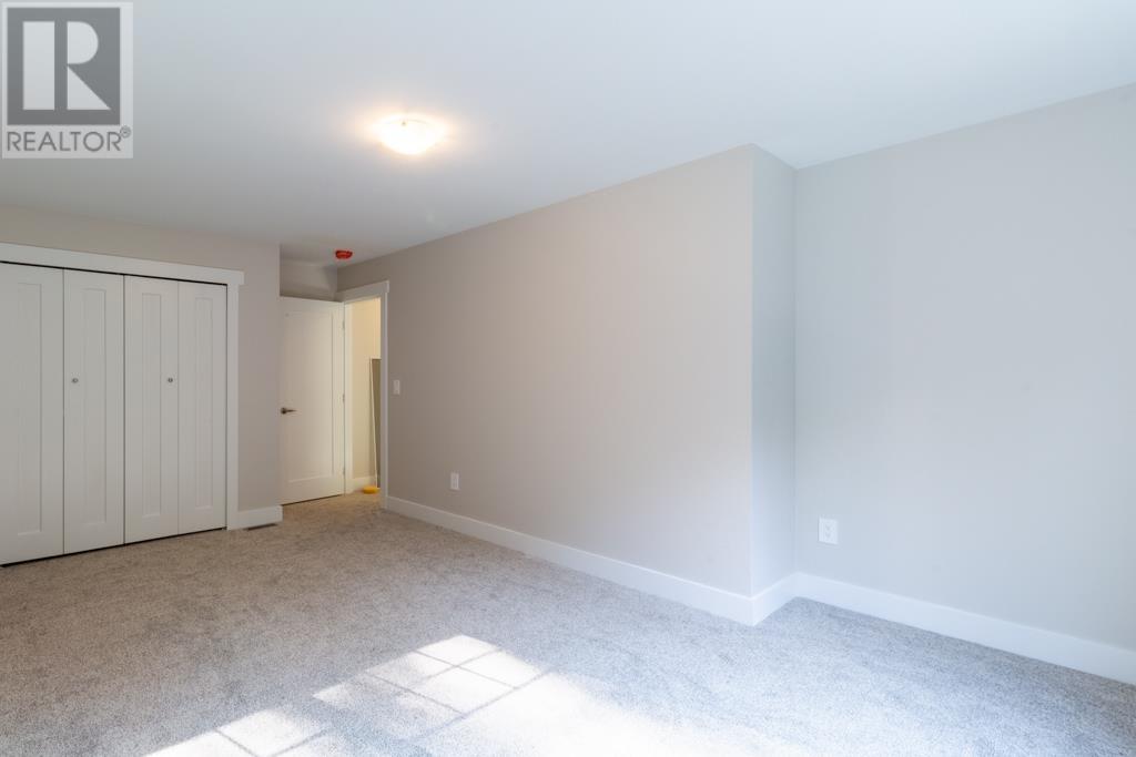5890 Ripple Way, Sechelt, British Columbia  V7Z 0R2 - Photo 14 - R2820999