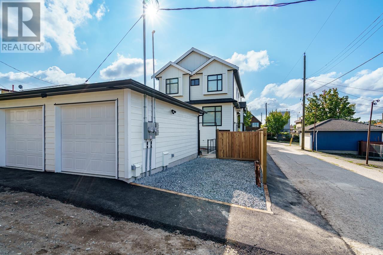 2 3323 Adanac Street, Vancouver, British Columbia  V5K 2P4 - Photo 32 - R2821043