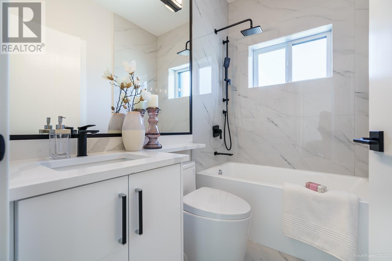 2 3323 Adanac Street, Vancouver, British Columbia  V5K 2P4 - Photo 7 - R2821043