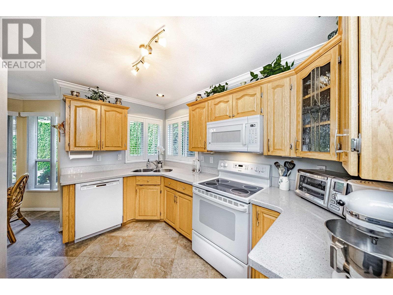 12179 Mcmyn Avenue, Pitt Meadows, British Columbia  V3Y 1C8 - Photo 20 - R2821039