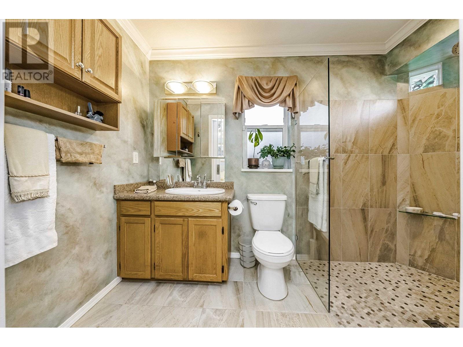 12179 Mcmyn Avenue, Pitt Meadows, British Columbia  V3Y 1C8 - Photo 26 - R2821039