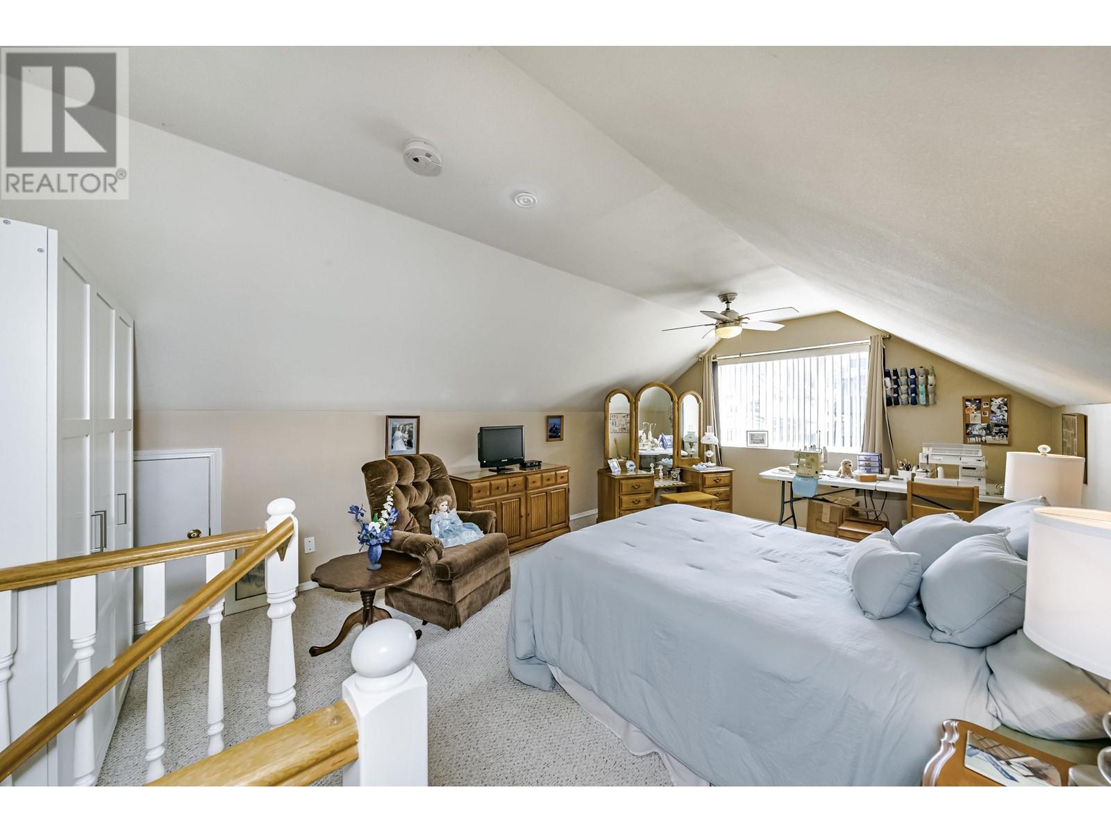 12179 Mcmyn Avenue, Pitt Meadows, British Columbia  V3Y 1C8 - Photo 30 - R2821039