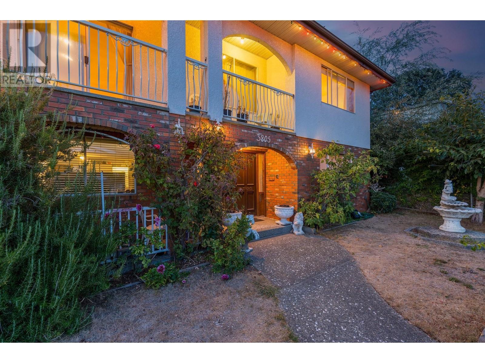 3805 Frances Street, Burnaby, British Columbia  V5C 2P1 - Photo 2 - R2821054