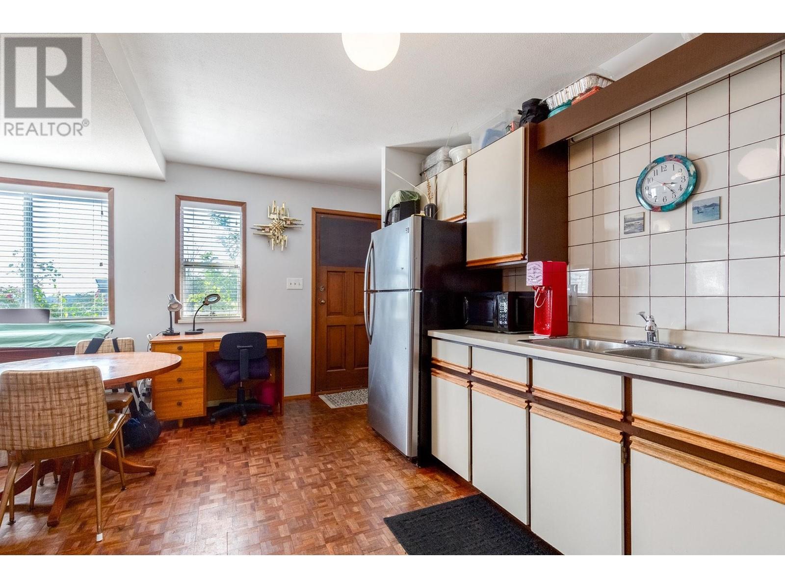 3805 Frances Street, Burnaby, British Columbia  V5C 2P1 - Photo 23 - R2821054