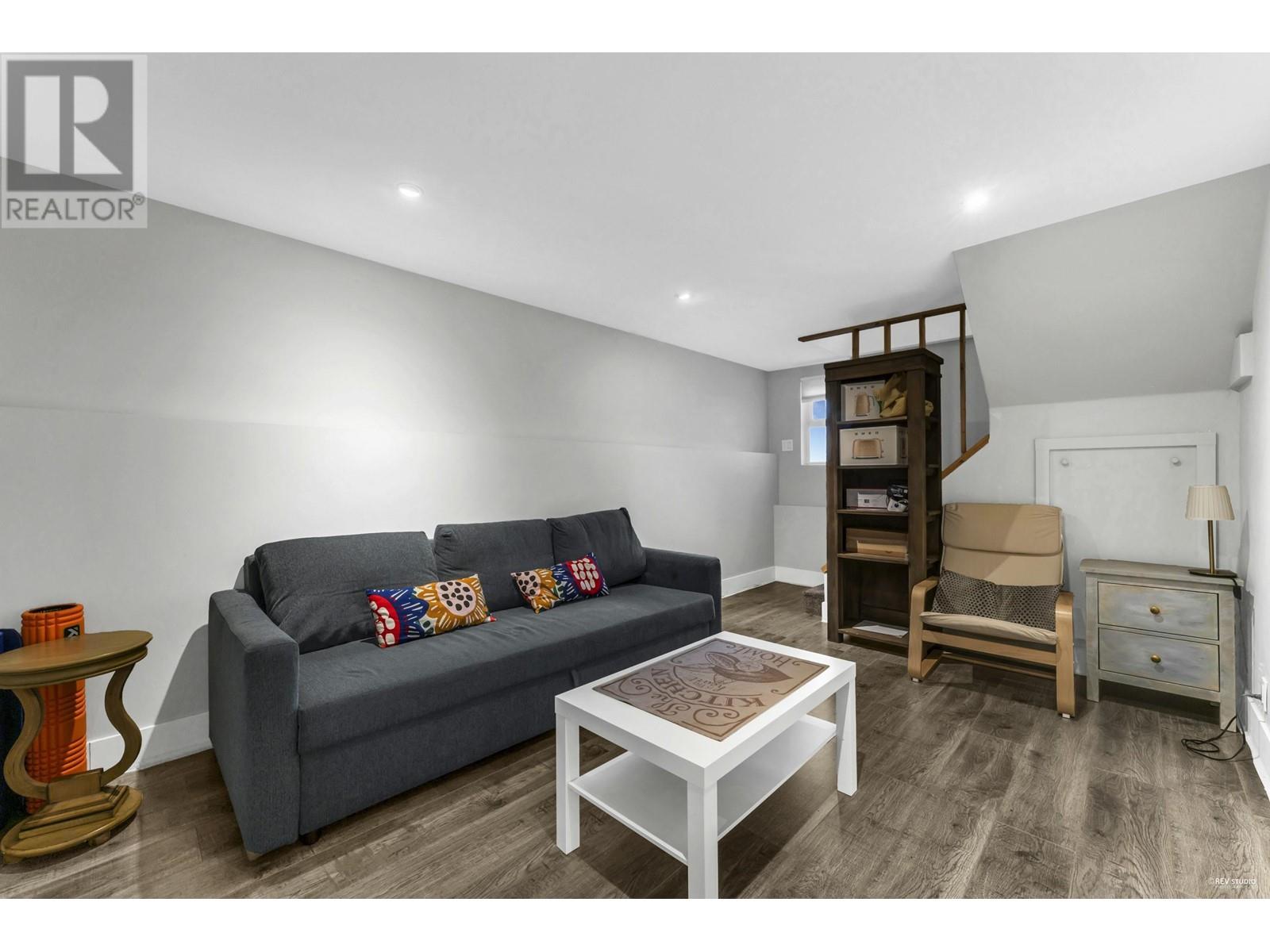 857 E 12th Street, North Vancouver, British Columbia  V7L 2L2 - Photo 20 - R2821067